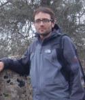 Hasan López Sanz  es Profesor Asociado de Metafísica y Teoría del Conocimiento de la Universidad de Valencia