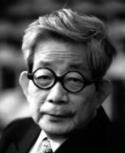 Kenzaburo Oé