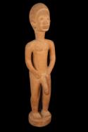 Estatua masculina Bochio. Fon. Abomey, Zou, Benin. "Poteau" que se coloca delante de las casas