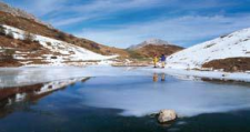 Laguna en el circo de Mampodre (foto de José Luis Rodríguez)