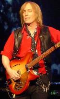 Tom Petty en junio de 2006 (fuente wikipedia)